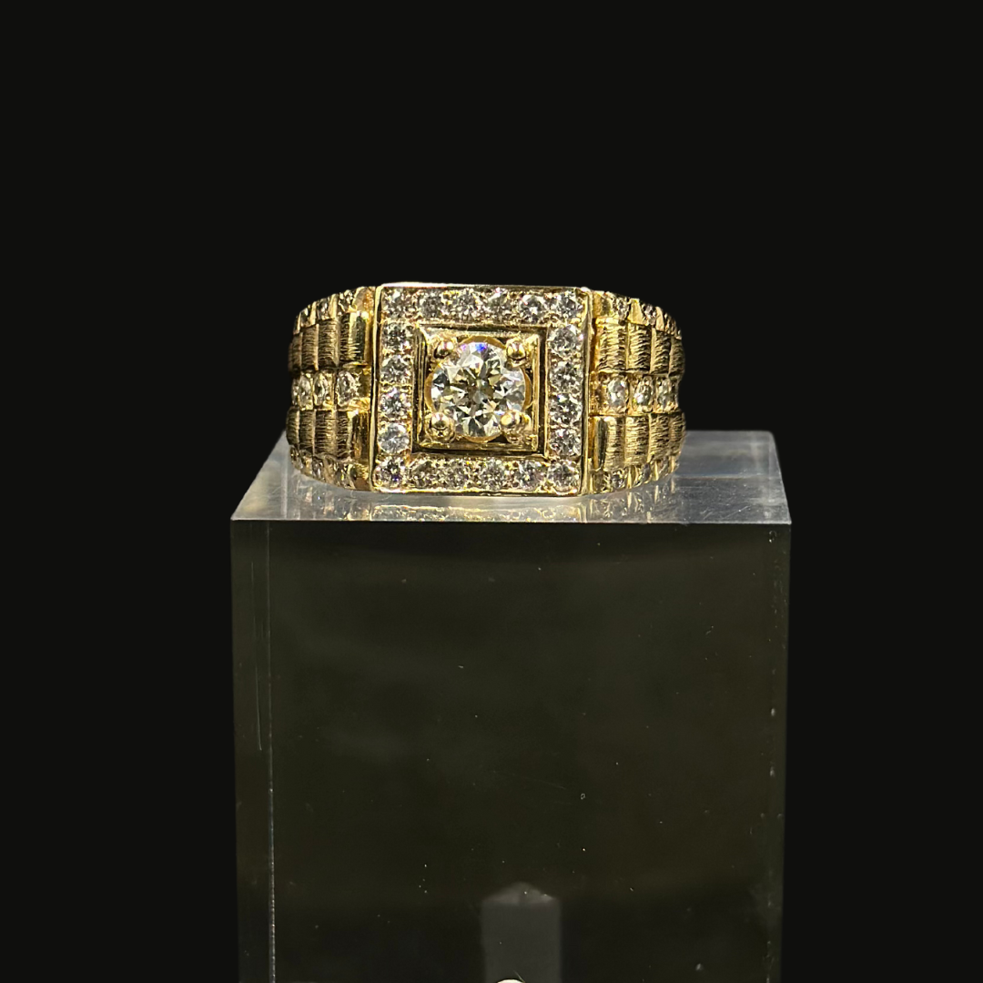 Square Ring 10K With Natural Diamonds